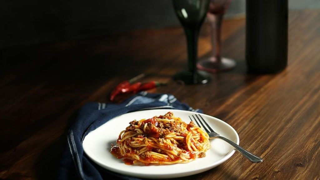 Spaghetti all’assassina, questa è la vera ricetta svelata dal migliore chef d’Italia |  Bastano pochi ingredienti e puoi farla a casa