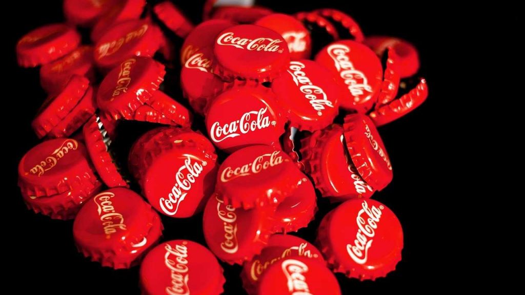 Coca cola, se la bevi i “danni” sono terribili: ecco cosa succede | Lo rivela l’esperto